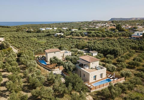 Property building, Nearby landmark, Day, Neighbourhood, Natural landscape, Bird's eye view, City view, Pool view, Sea view, Street view, Swimming pool