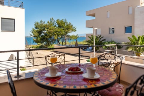 Day, Balcony/Terrace, Dining area, Sea view
