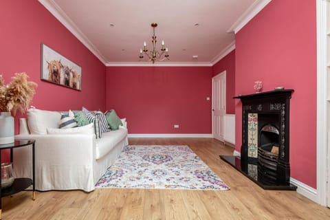 Communal lounge/ TV room, Living room