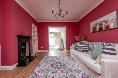 Communal lounge/ TV room, Living room