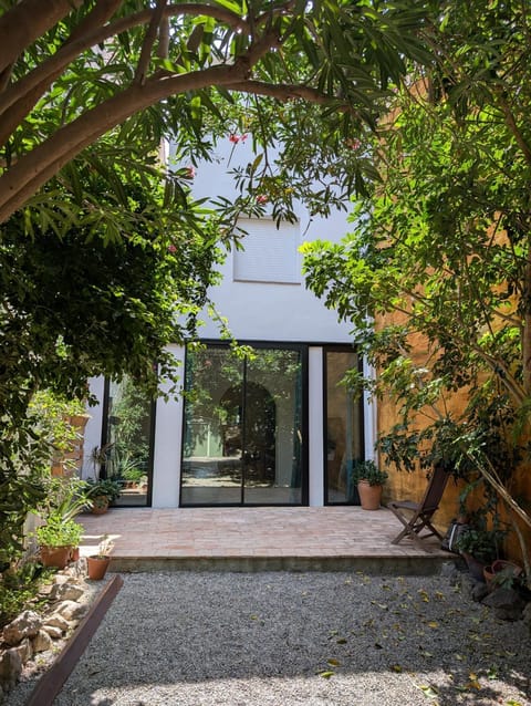 Property building, Garden, Garden