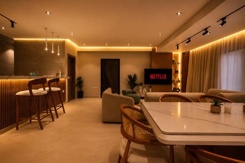 TV and multimedia, Living room, Seating area