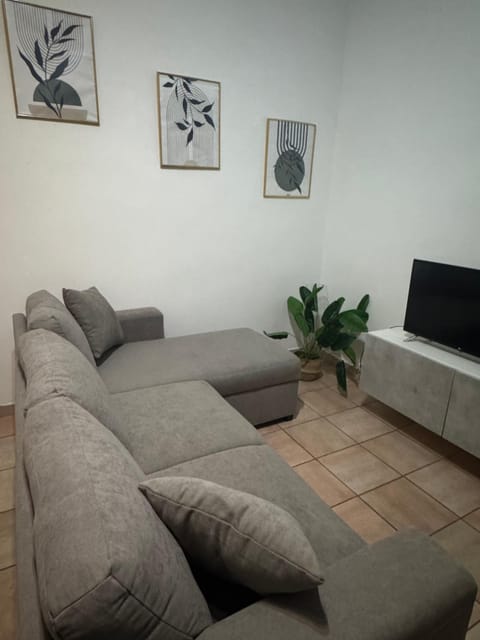ClaMat Appartamento Rho Centro Vicino Stazione Apartment in Rho