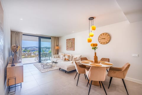 TV and multimedia, Living room, Seating area, Dining area, Sea view, air conditioner
