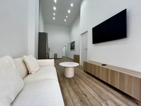 Communal lounge/ TV room, Living room