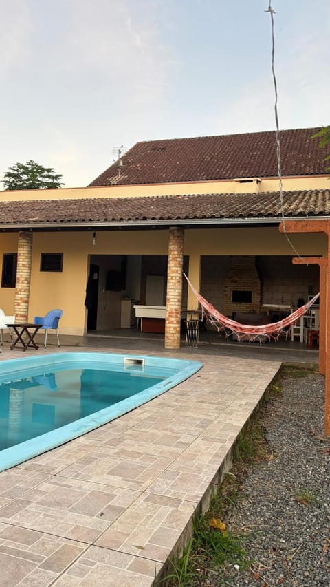 BBQ facilities, Billiard, Swimming pool, Swimming pool