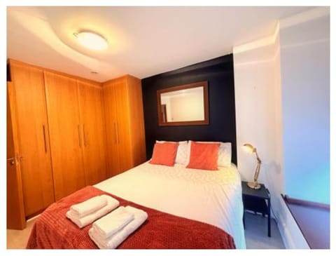 Bed, Bedroom, wardrobe