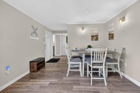 Relax in Pooler - Modern 3BR - Huge Yard home House in Pooler