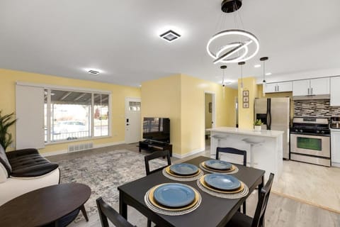 Redford Ranch #1 Room Vacation rental in Lake Erie