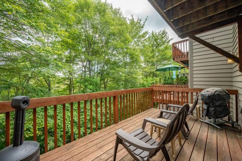 Deep Creek Village #34 by Railey Vacations House in McHenry