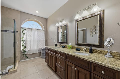 Heated Private Pool Pool Table Outdoor Games House in Town N Country