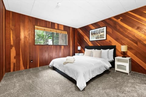 Redwood Retreat in Gualala House in Gualala