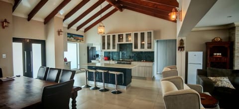 Sugar Bush Manor Villa in Western Cape