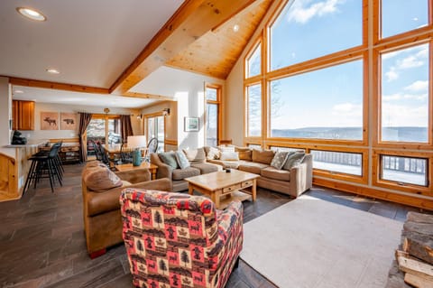 Mountain Rendezvous House in McHenry