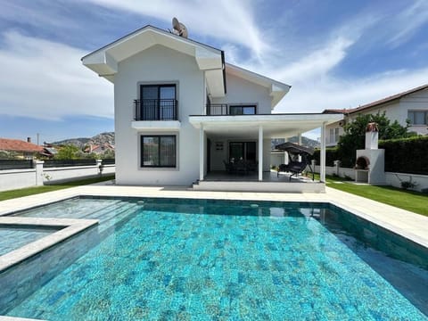 Property building, Patio, Pool view, Swimming pool, Swimming pool