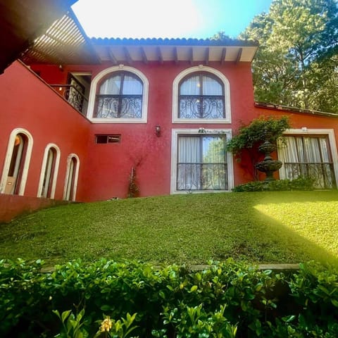 Casa Valhalla, private oasis in Valle House in State of Mexico