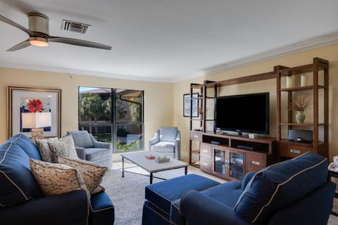 Gorgeous 2 Story Villa at Blind Pass Condos House in Sanibel Island