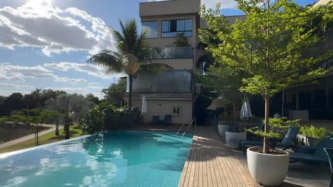 Property building, Swimming pool