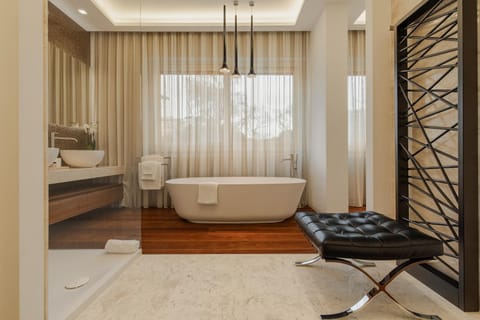 Bathroom, Bath
