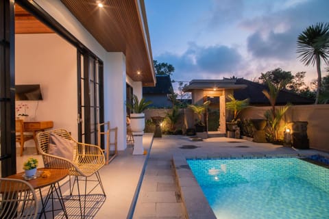 Natural landscape, Garden, Garden view, Pool view, Swimming pool