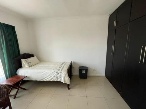 salo's stay inn accommodation Apartment in Western Cape