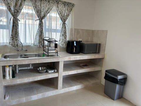 salo's stay inn accommodation Apartment in Western Cape