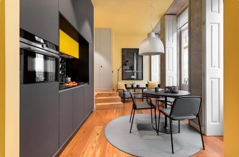 TV and multimedia, Living room, Seating area, oven