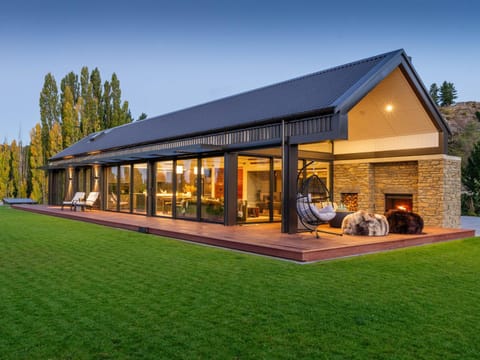 Property building, Garden, fireplace