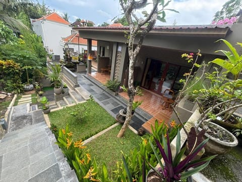 Garden, Garden view