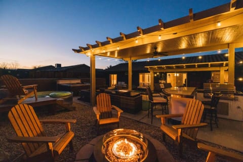 Winter, BBQ facilities, Seating area