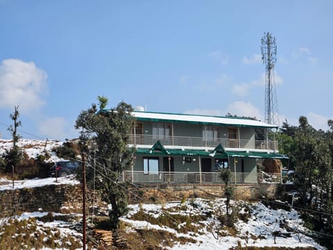 Property building, Natural landscape, Winter