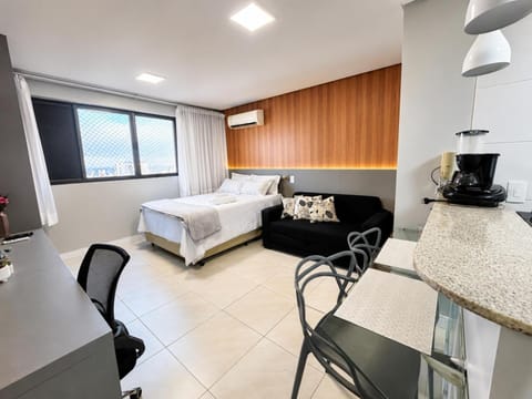 Bed, Photo of the whole room, Dining area, Bedroom