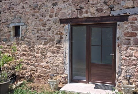 Les Gîtes de Sophinette House in Bourgogne-Franche-Comté