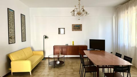 N294 - Numana, ampio quadrilocale con giardino e wifi Apartment in Marcelli