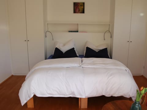 Bed, Photo of the whole room, Bedroom, wardrobe