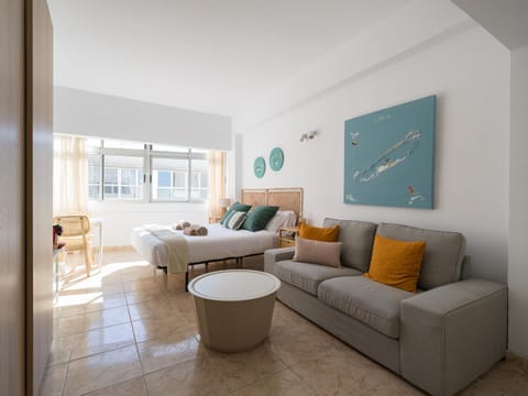 Seating area, Bedroom