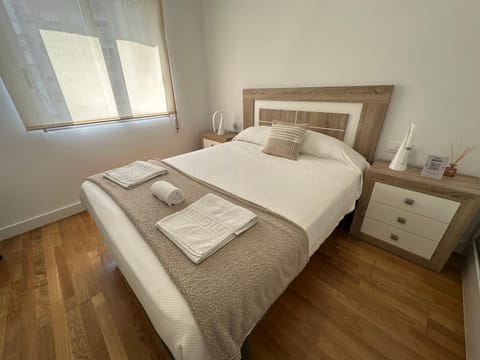 Bed, Bedroom, wardrobe