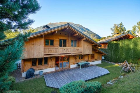Glaciers Chalet Cheminee Vue Confort Calme House in Les Houches