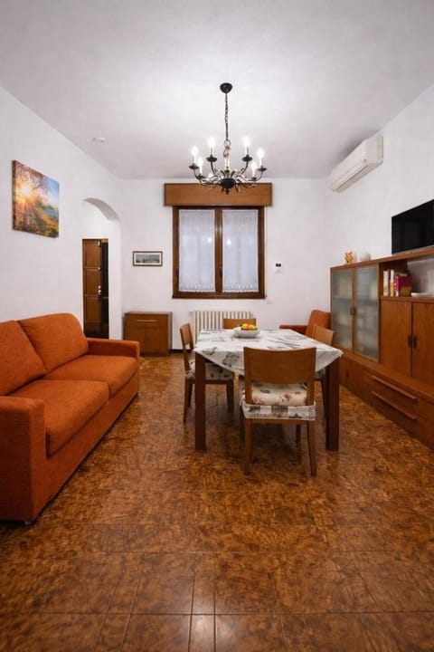 Domus Anna Apartment in Rho