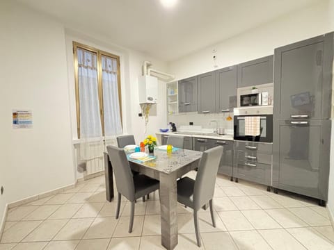 Kitchen or kitchenette, Dining area, dishwasher, microwave, oven, stove, kitchen