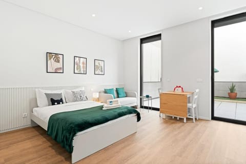 Bed, Living room, Bedroom