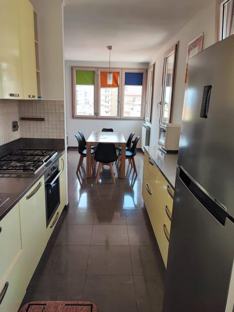 Kitchen or kitchenette, Dining area, dishwasher, oven, stove, toaster