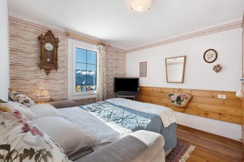 Casa Zarina Well-kept Two-room House in Cavalese