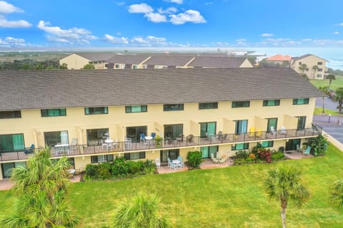 Property building, Day, Bird's eye view