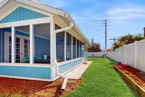 Property building, Day