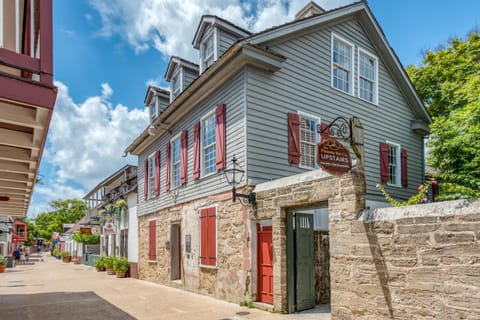 Property building, Day, Neighbourhood, Street view