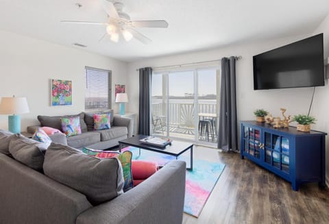 Bart's Back River Retreat House in Tybee Island