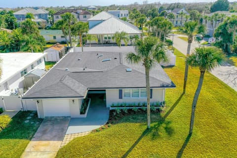 Property building, Day, Natural landscape, Bird's eye view