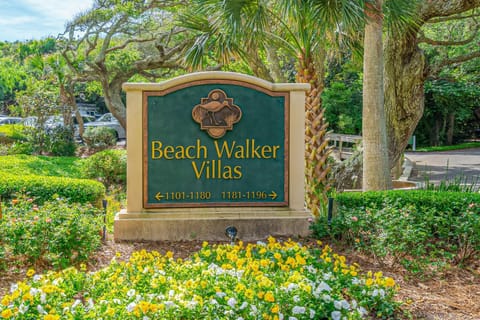 Facade/entrance, Day, Property logo or sign, Garden