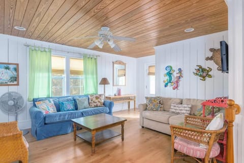 Happy House House in Tybee Island